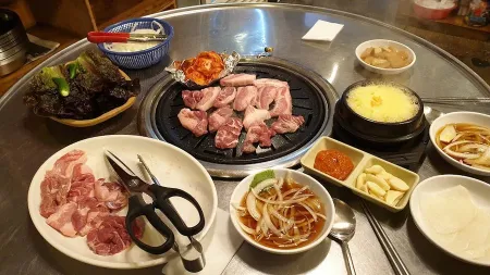 Kkulkkul Dwitgogi Bosu Branch