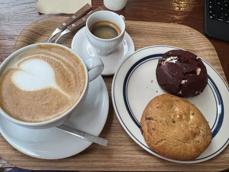 Wells Coffee & Sandwich