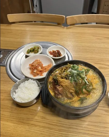 Jaesu Don Gamjatang Wangsimni Branch