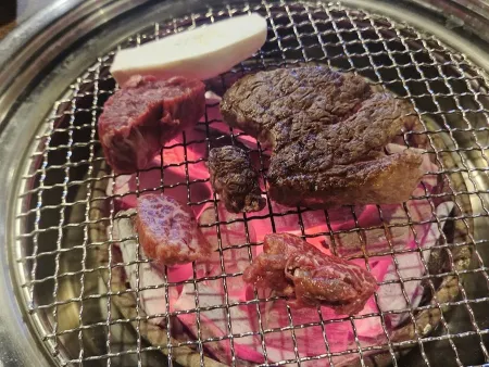 Ucheon Sik-yuk Sikdang Sinsa Branch