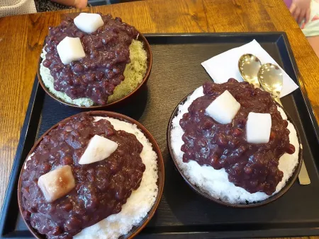 돼지팥빙수 구서점