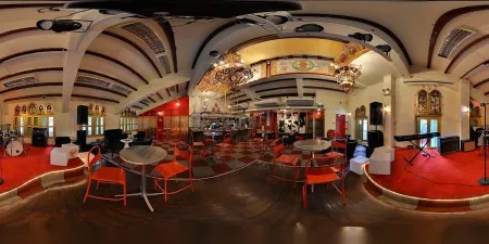 Blu Jaz, Bali Lane