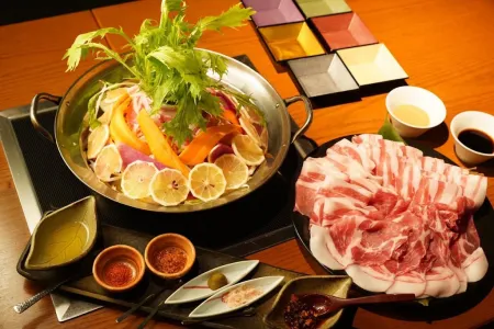 Sukiyaki Shabu-shabu Tonton Shinsaibashi