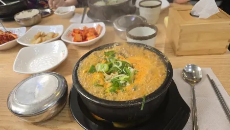 바우네나주곰탕 명일역점