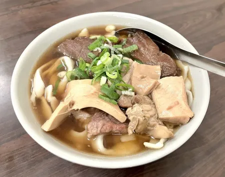 Caihong Beef Noodles