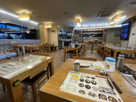 Sinchon Seolleongtang Yeoksam Branch