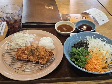 Donkatsu-e Ppajida Daemyeong Branch