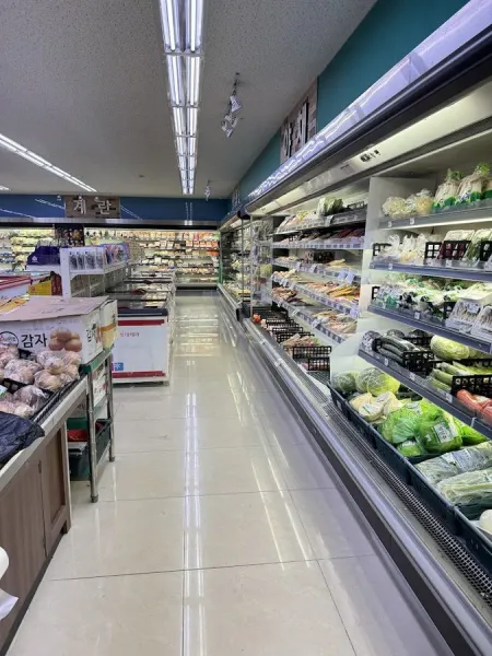 Big Ssagae Mart Jeonpo