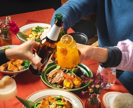 the AM-THAI Williamsburg