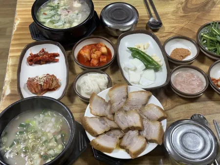 Seolbong Dwaeji Gukbap