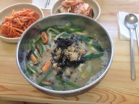 밀사랑칼국수