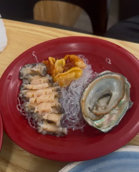 Daebak Tuna Sushi Modeumhoe