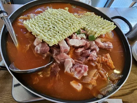 김삼보 신촌점