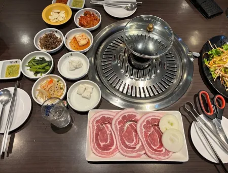 Hwa Shin