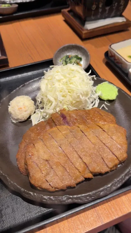 牛かつもと村 新宿南口店