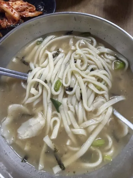 Uri Kalguksu
