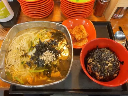 Mijeong Guksu 0410 Dongyeouido Branch