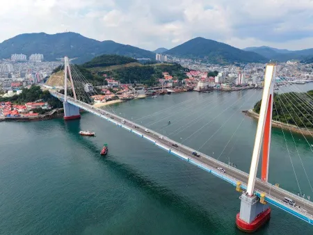 Dolsan Bridge