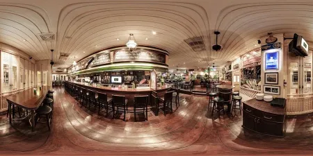 Mulligans Irish Bar