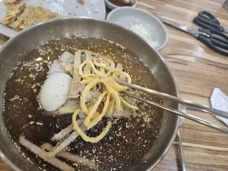 진주황포냉면
