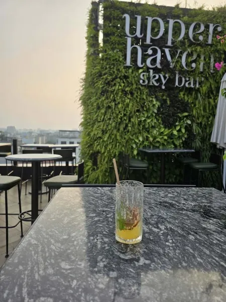 Upper Haven Sky Bar