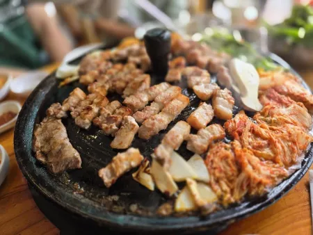 Dwaeji Uri