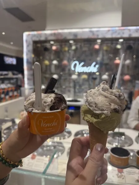 VENCHI Singapore Takashimaya