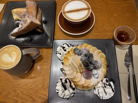 Cafe True Us