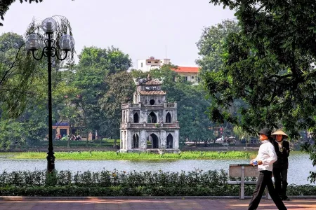 Hoan Kiem Lake
