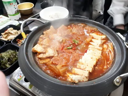 김치찜박사