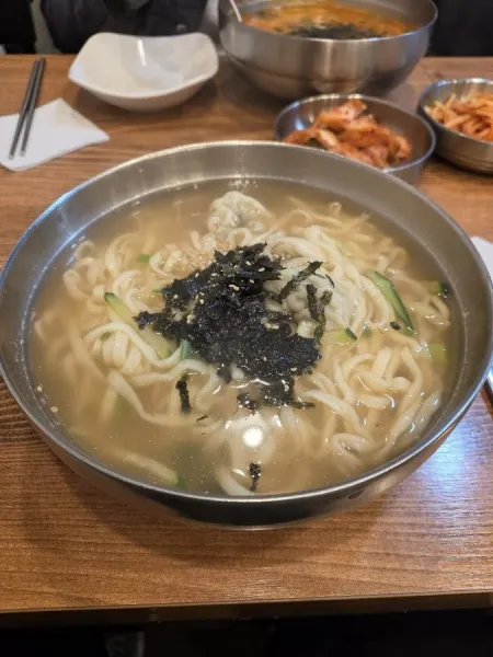 삼성동 밀밭칼국수