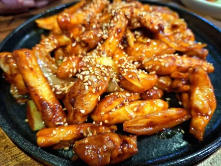 Yunsabu Chicken Mangwon Branch