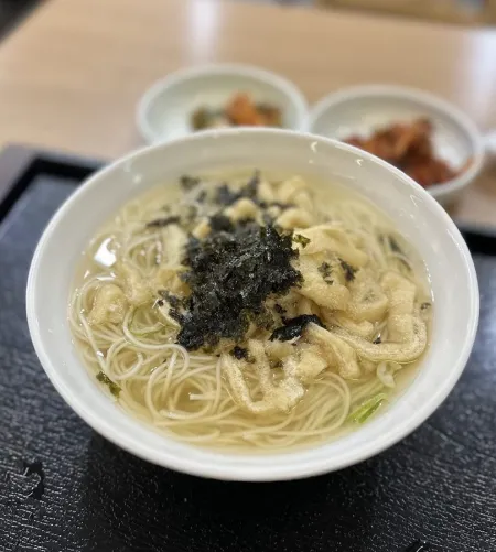 Seoraewon (Lotus Flower Noodle House)
