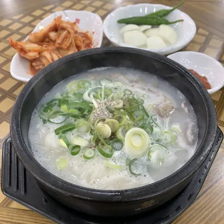 예산가마솥장수촌설렁탕 제주점
