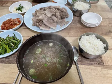 60-Year Traditional Halmae Gukbap