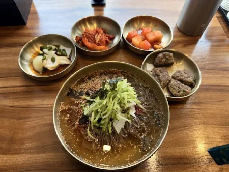 Yukjeon Gukbap Sinchon