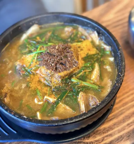 Yucheon Naengmyeon Myeongdongjeom(Myeongdong Branch)