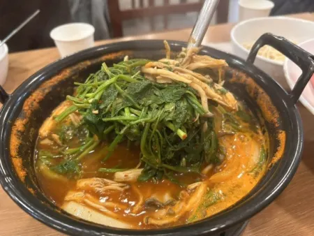 Deungchon Shabu Kalguksu Yongsan Branch