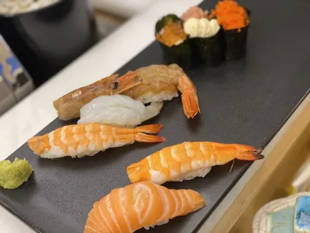 スシトモダチ 済州店