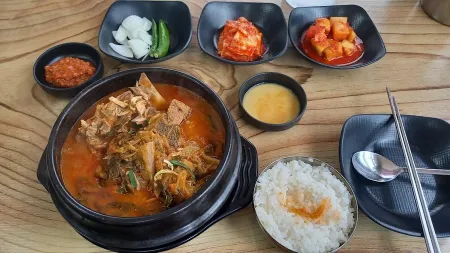 허가네생뼈해장국