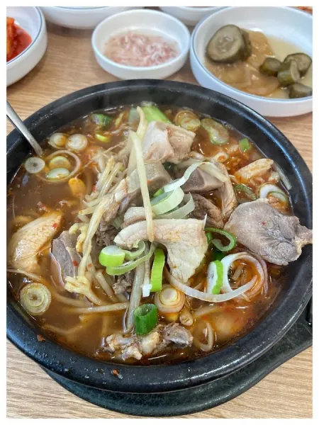 Yeosu Dwaeji Gukbap