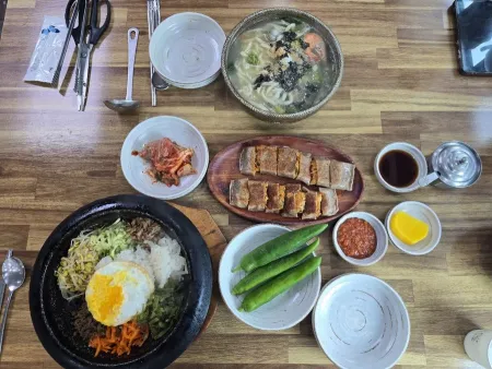 諸葛豆麵 本店
