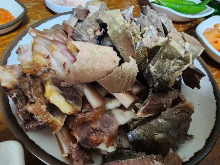 Meokgeori Jip