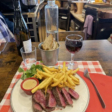 Au Bistro