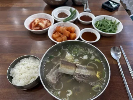 고집센그집갈비탕김해삼방점