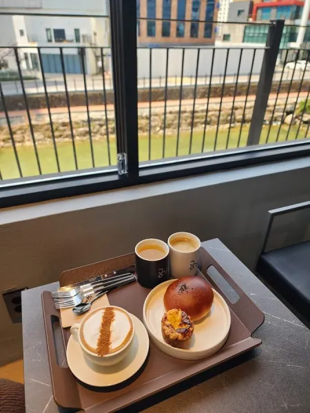 Cafe Space