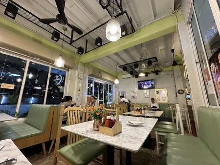 Jasmine Siam Kitchen จัสมิน สยาม คิทเช่น