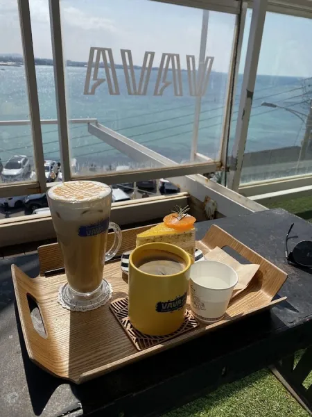 Cafe VAVA