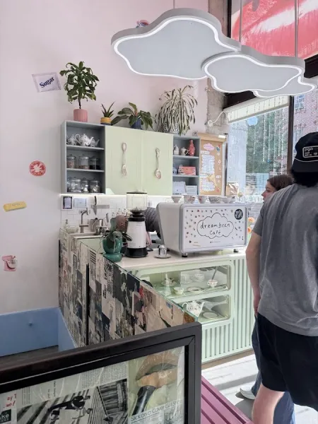 dreambean café