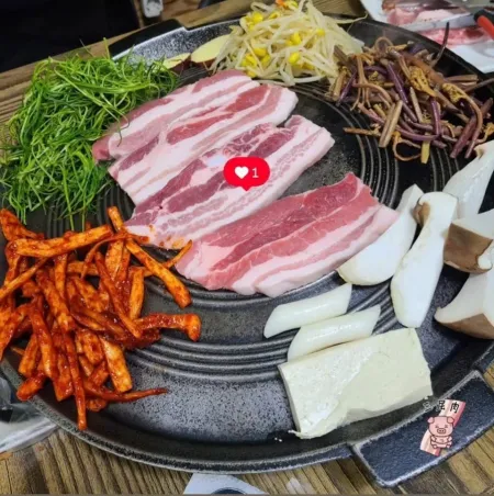 더덕솥뚜껑삼겹살성정점